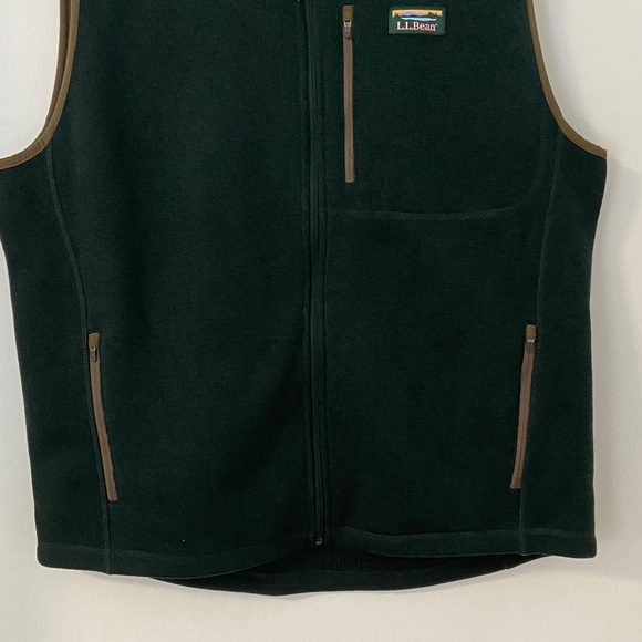 L.L. Bean Men's Sweater Fleece Vest - Picture 4 of 13